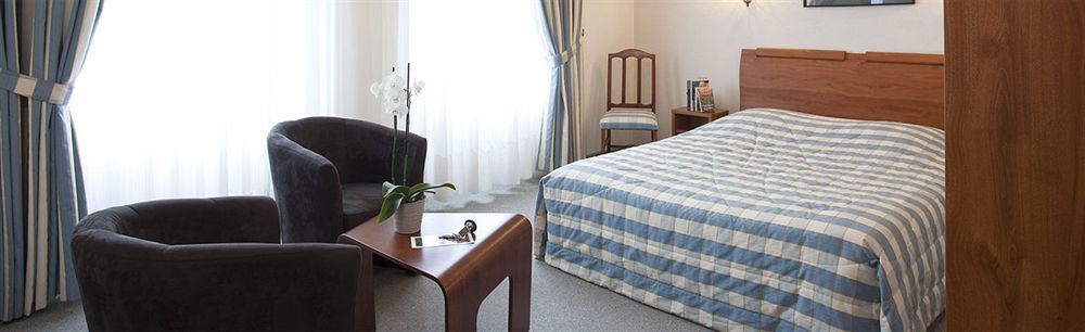 Logis Hotel-Restaurant De La Poste Urmatt Екстериор снимка