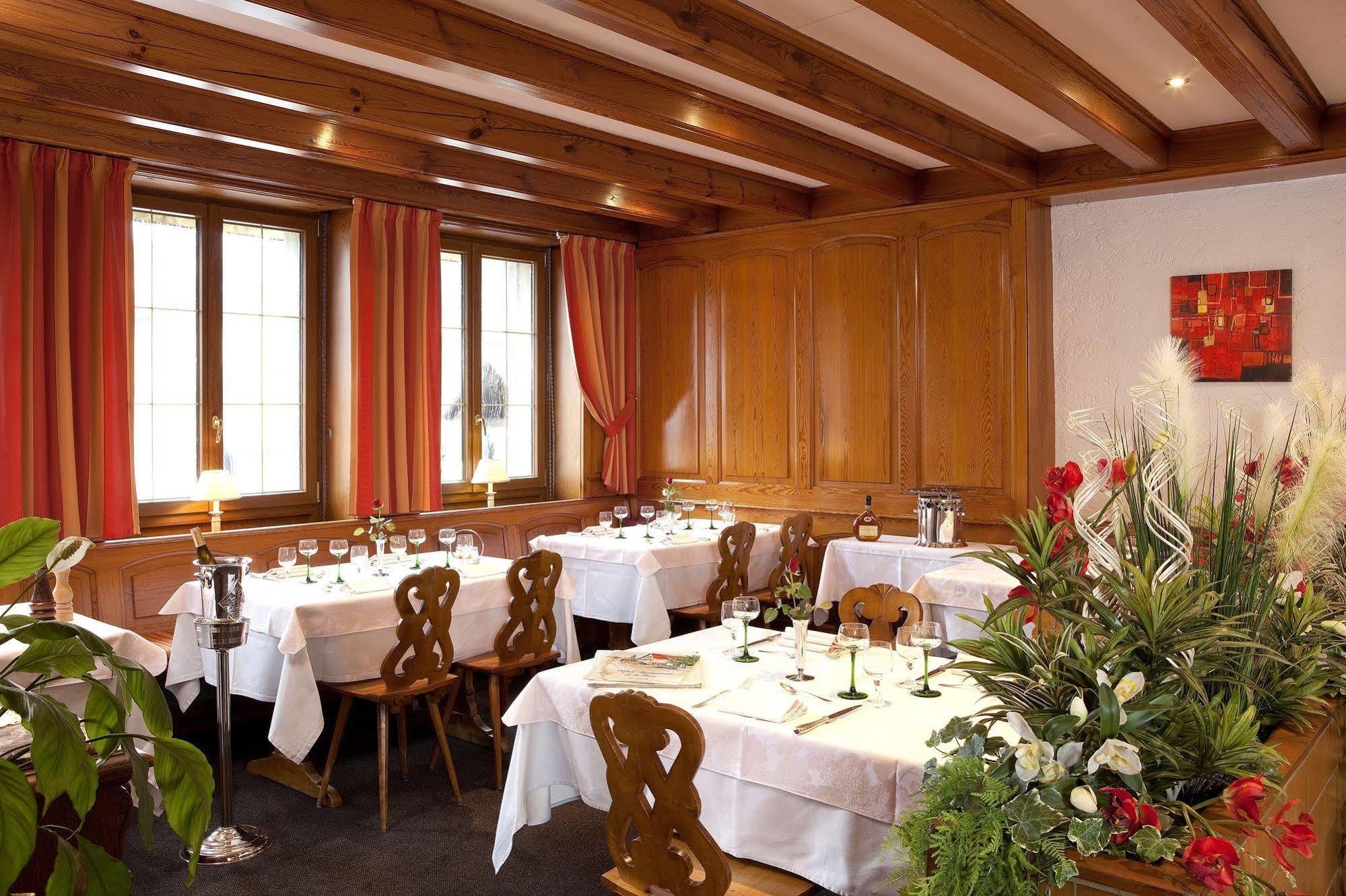 Logis Hotel-Restaurant De La Poste Urmatt Екстериор снимка