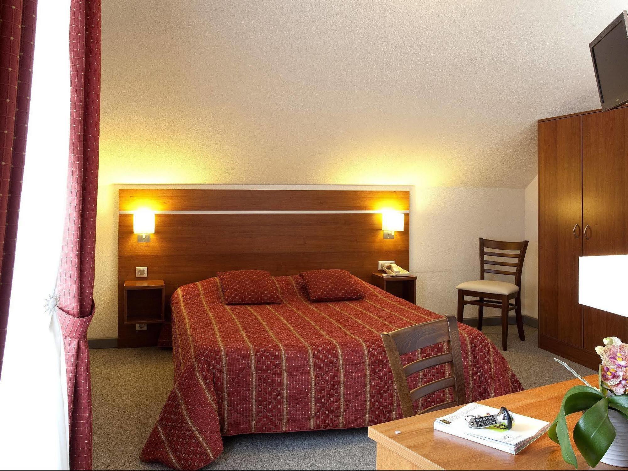 Logis Hotel-Restaurant De La Poste Urmatt Екстериор снимка