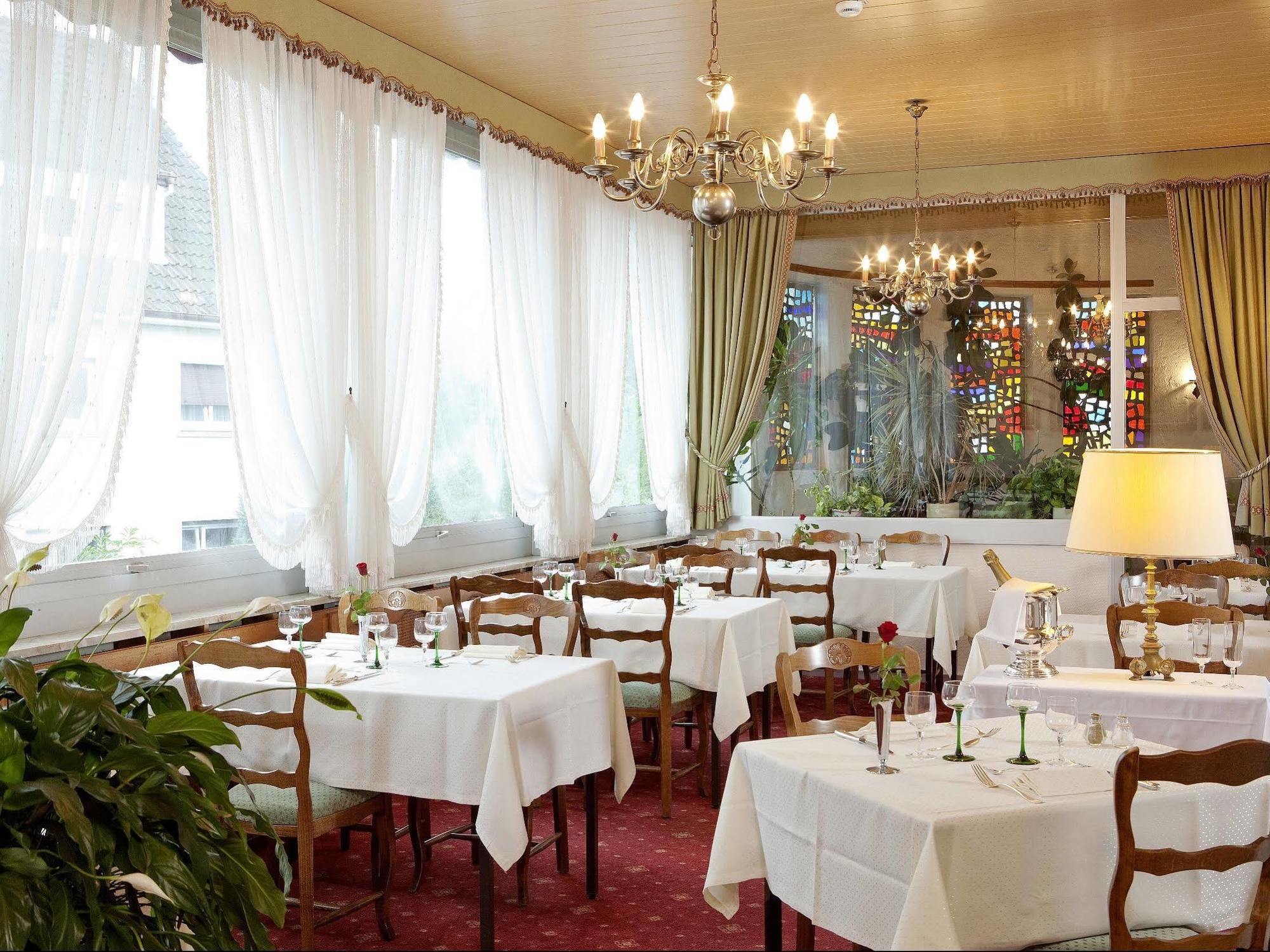 Logis Hotel-Restaurant De La Poste Urmatt Екстериор снимка