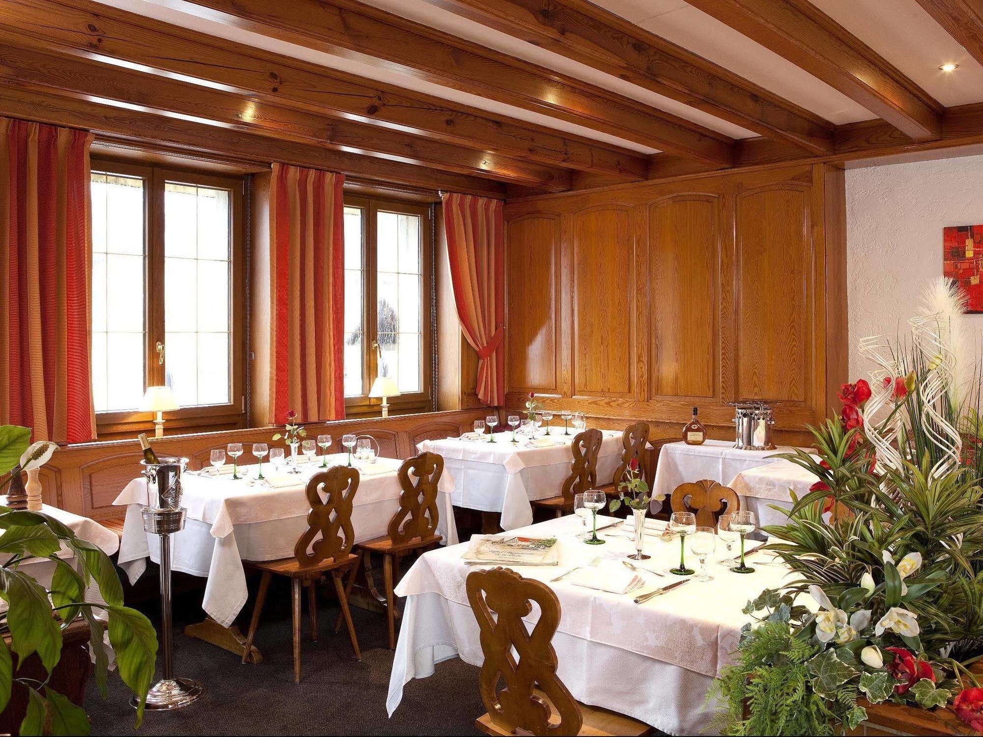 Logis Hotel-Restaurant De La Poste Urmatt Екстериор снимка